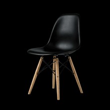 Studio chair